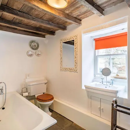 3 Bed In Holmrook Oc-sz556 *